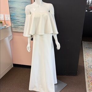 Elegant Strapless White Dress